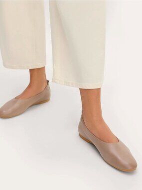 Everlane Day Glove Mocha Brown Leather Modern Flat Women's Size 8.5 Lightly Worn